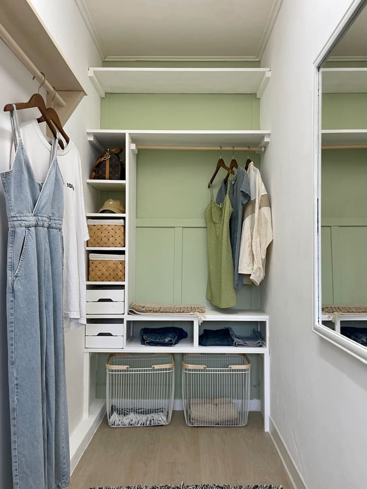 11 Stylish Walk-In Closet Ideas to Decorate and Organize Your Space ...